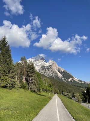 Ciclabile La Lunga Via Delle Dolomiti  